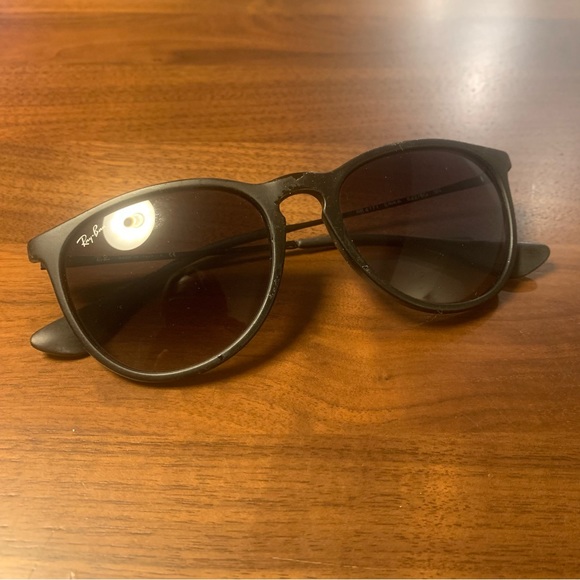 Ray Ban Erika Sunglasses - Picture 3 of 9